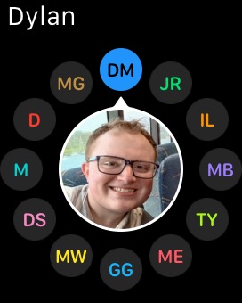 Friends on Apple Watch (1st generation) 38mm running watchOS 1.0.1